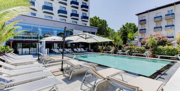 hotelduemari en special-easter-offer-in-rimini-in-seaside-hotel-with-4-star-services 007