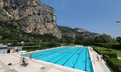 hotelolivo.upgarda en offer-with-entry-to-the-swimming-pool-included-in-hotel-in-arco-near-lake-garda 013