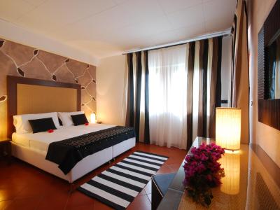 hotelcalarosa fr offre-reservez-en-avance-et-economisez-a-l-hotel-a-stintino 024