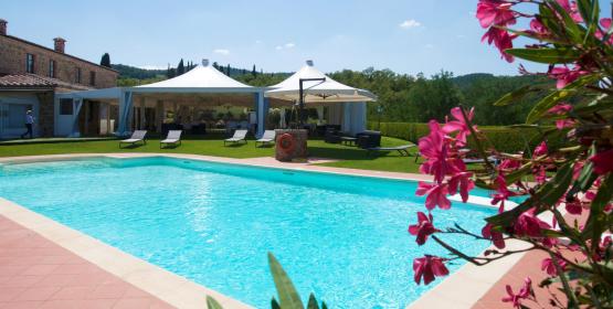 poggioparadisoresort it offerta-di-settembre-in-toscana-in-resort-tra-natura-spa-piscina 020