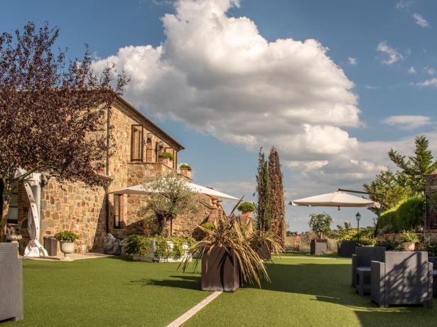 poggioparadisoresort it offerta-soggiorno-natale-vicino-a-mercatini-montepulciano 005