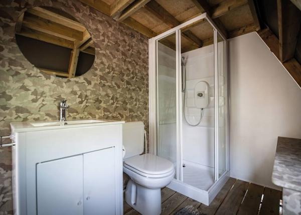 campingrivablu it offerta-vacanze-sul-lago-di-garda-in-camping-village-con-spiaggia 012