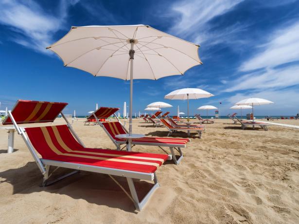 gambrinusrimini en offer-for-july-in-family-hotel-with-pool-in-rimini-near-the-sea 023