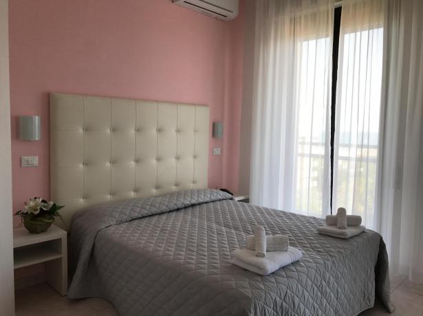 gambrinusrimini en pink-night-special-offer-in-a-hotel-in-rimini 021