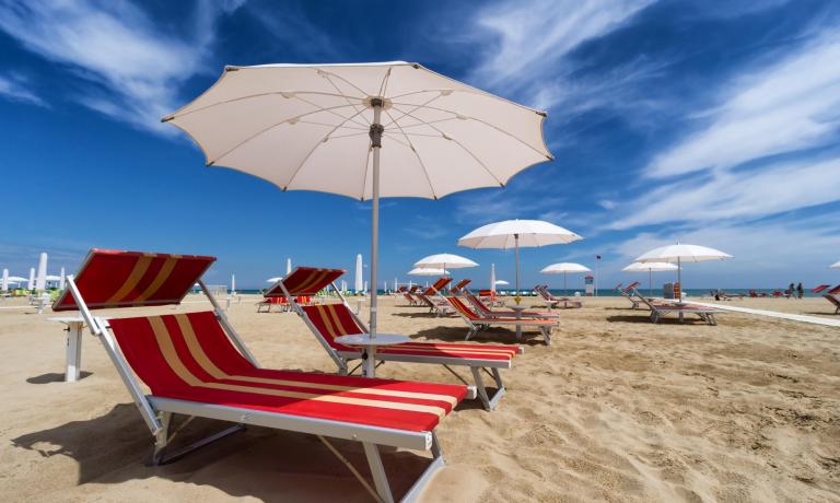 gambrinusrimini en august-offer-in-hotel-for-families-with-pool-near-the-sea-marebello-rimini 014