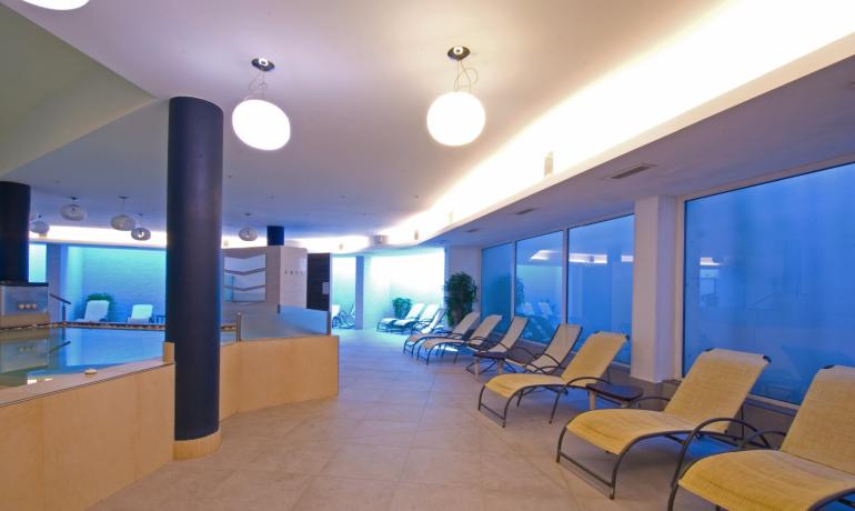 oasi-hotel it offerta-weekend-d-inverno-a-riva-del-garda-con-accesso-alla-spa 006