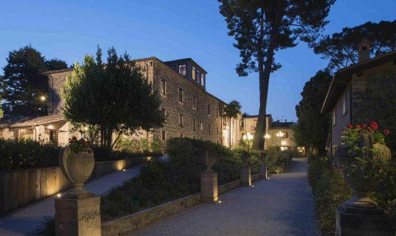homelikevillas en christmas-and-new-year-offer-for-holidays-in-villa-in-italy 006