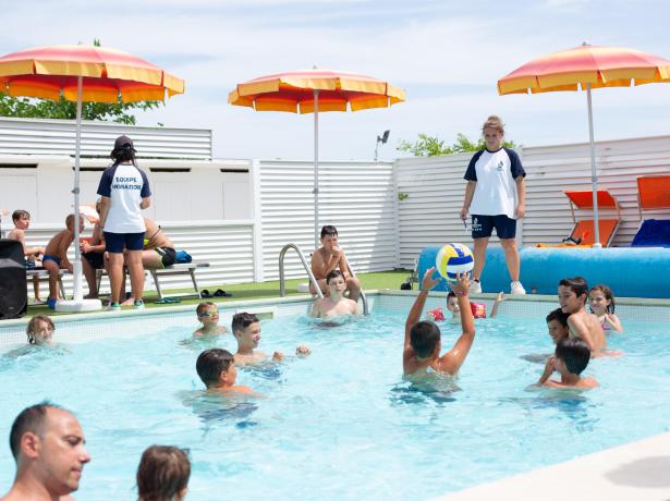 hotelmiamibeach fr offre-septembre-hotel-milano-marittima-avec-piscine-et-plage-privee 014