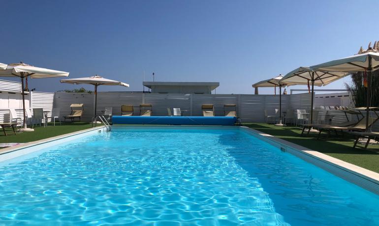 hotelmiamibeach fr offre-juin-hotel-milano-marittima-avec-plage-privee 006