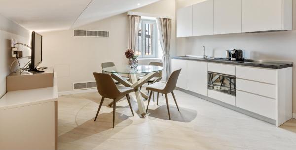 orianahomeludine it offerta-flash-sale-a-verona-in-suite-in-centro-storico 008