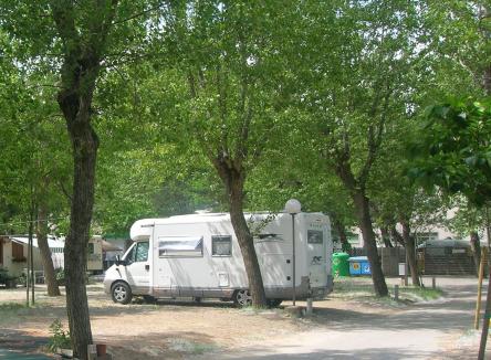 SPECIALE CAMPER STOP - 1 notte- 4 persone  