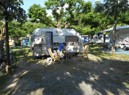 SPECIAL MAY CAMPING  OFFER  PITCHES AND HOLIDAY HOMES: STAY 8 NIGHTS AND YOU PAY 6 !!! 